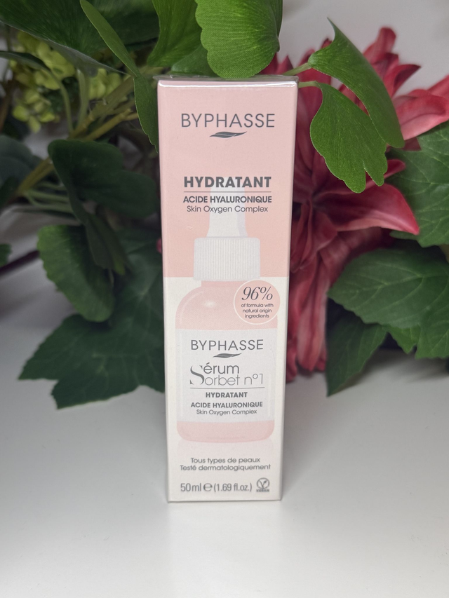 Fugtgivende ansigtsserum