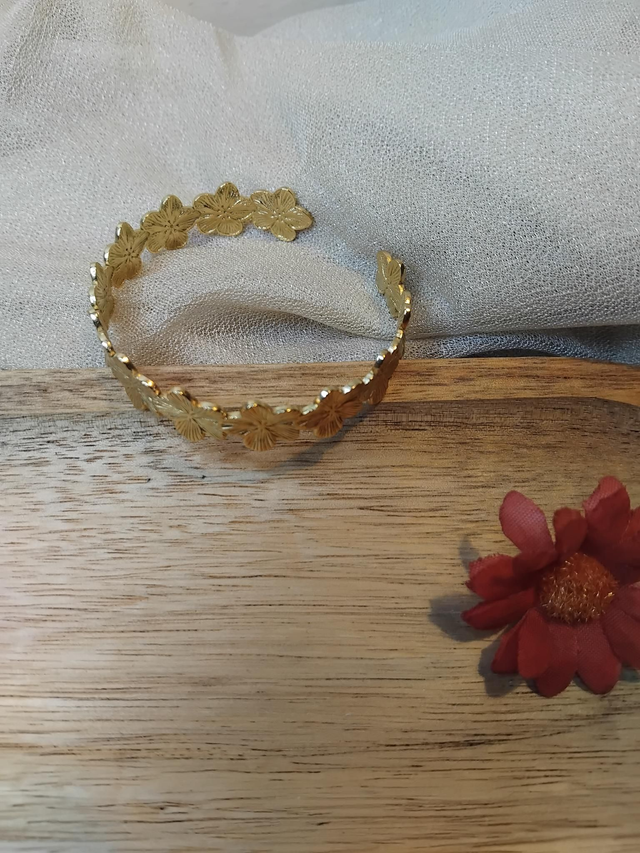 Bracelet fleur en acier inoxydable 
