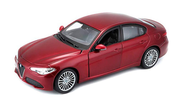 Alfa Romeo Giulia met. rotBburago 1:24
