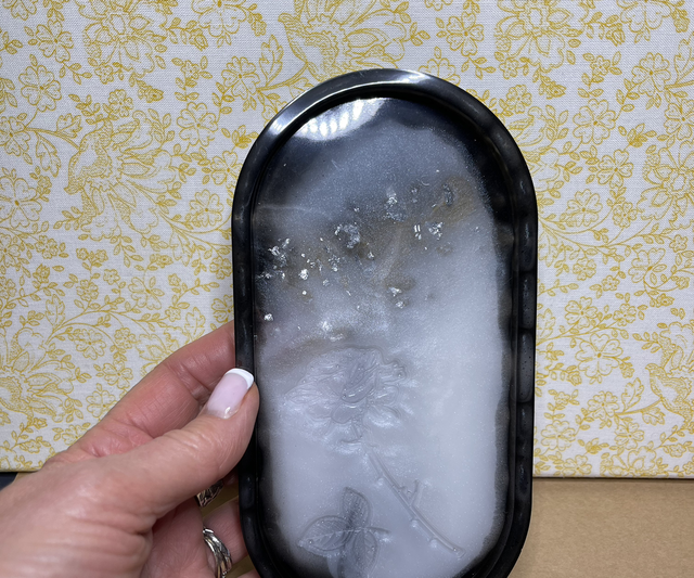 Plateau  fleur et feuille noir/argenté 