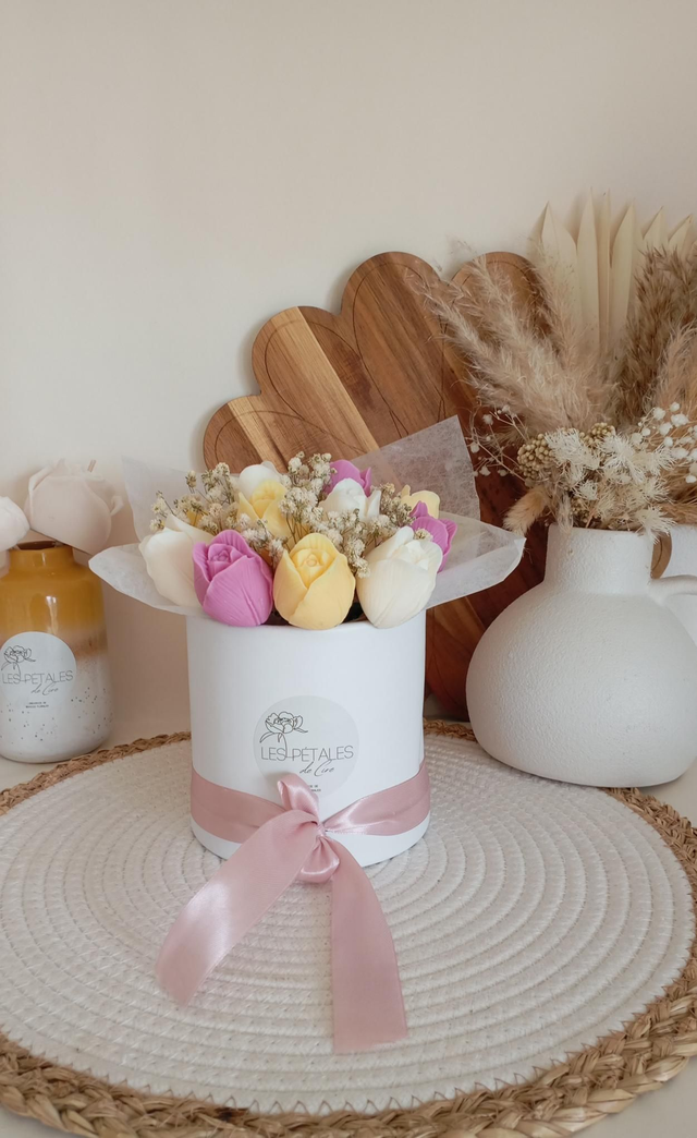 Bouquet de tulipes en cire "Éclat de mimosa"