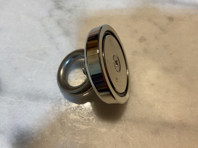 02P5A ... distributeur aimant pour ramasser les billes acier 48 mm diamètre 