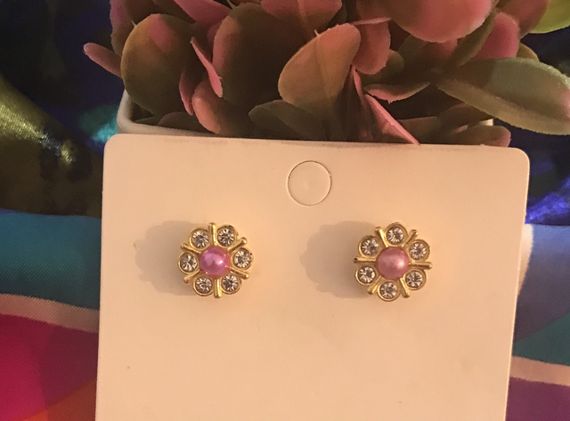 Purple Pearl Stone Stud Earrings - STU96
