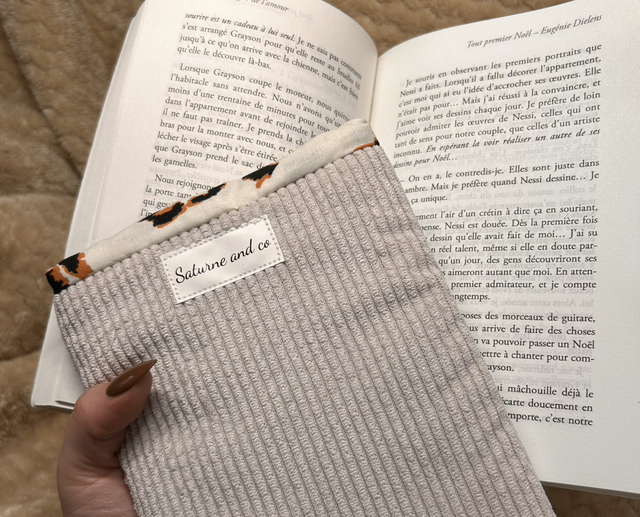 Pochette Ă Livres Poche Charline