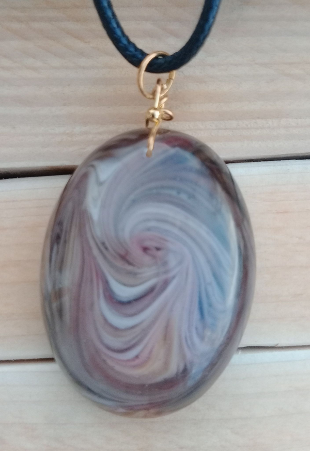 Pendentif résine