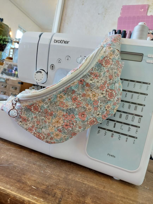 Mini sac banane fleurs