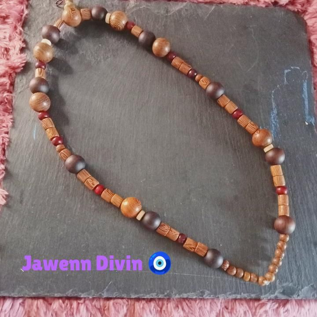 Mala en perles de bois 