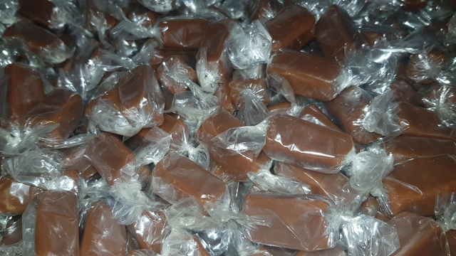 Caramels vendus au Kilo, sel des alpes ou nature