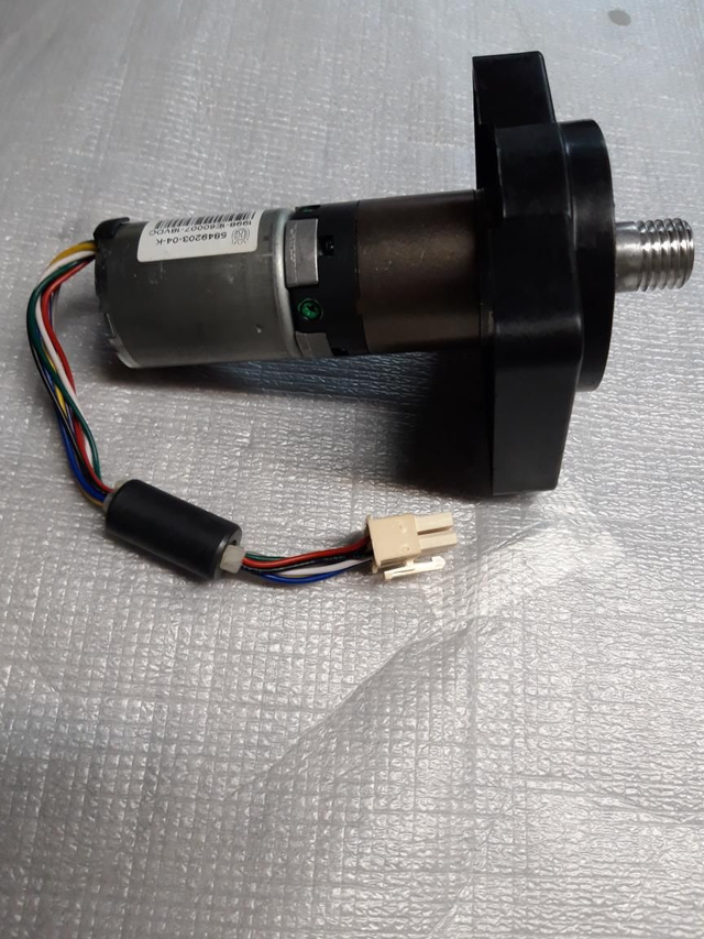 Moteur de roue pour tondeuse robot