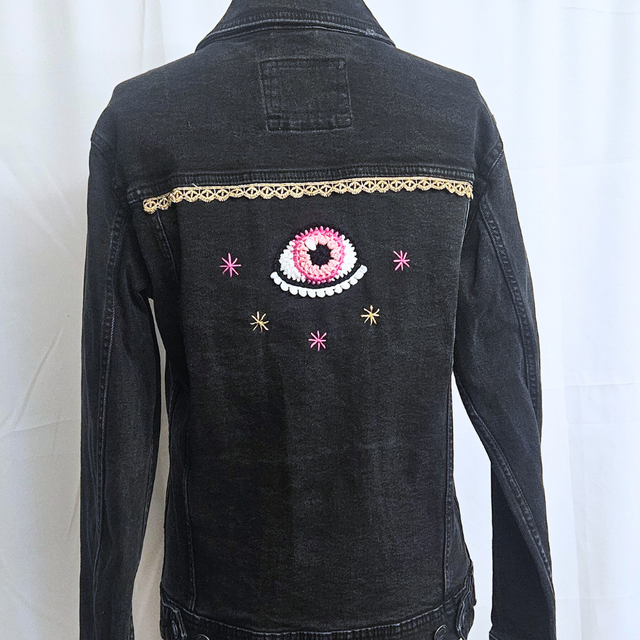 Veste en jean noire œil de protection