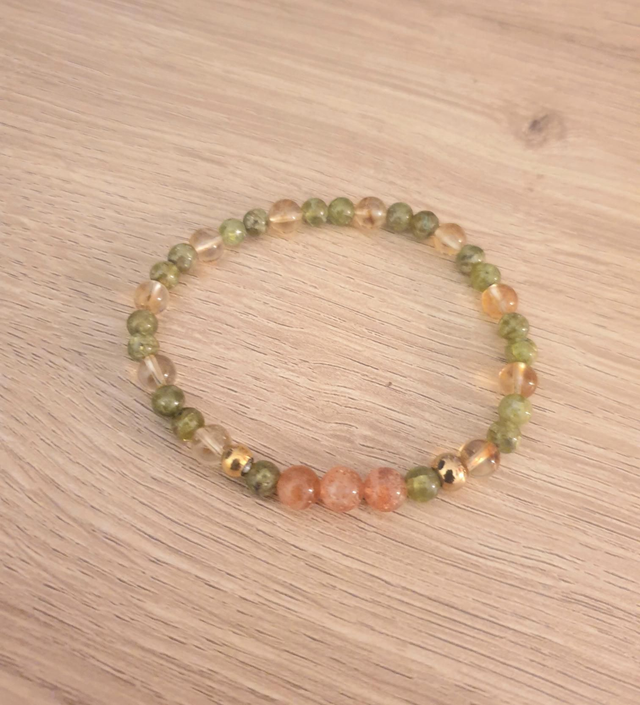 Peridot citrine et pierre de soleil