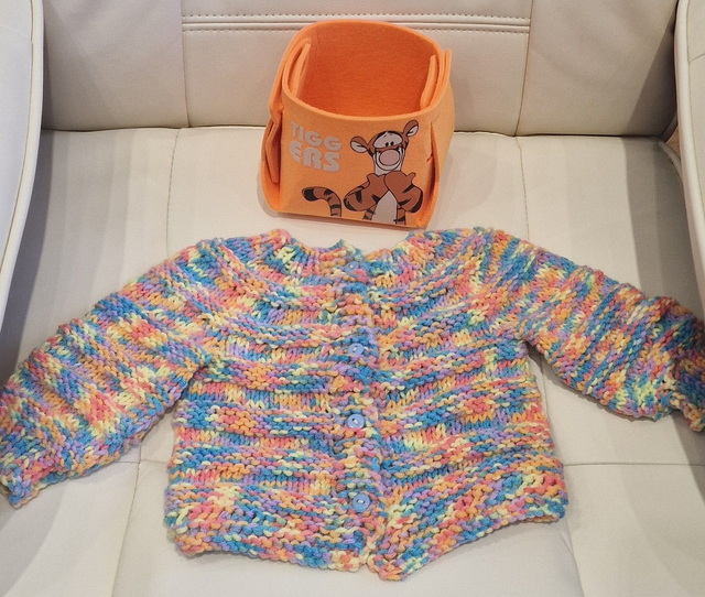   Süsse Baby-Strickweste – 100% Hypoallergen 0-1 Monate