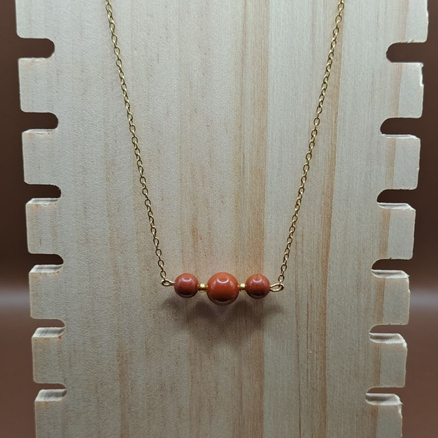 Collier 3 perles Jaspe rouge