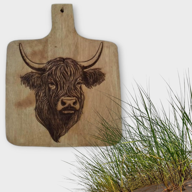 Mangohouten Borrelplank met Hooglander Kop nr 1
