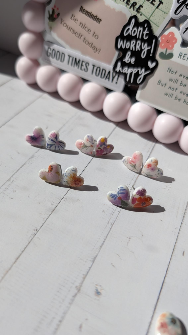 LES AMOUREUSES (PUCES) 