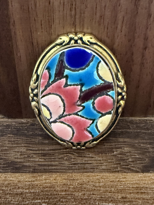 Broche Longwy dorée