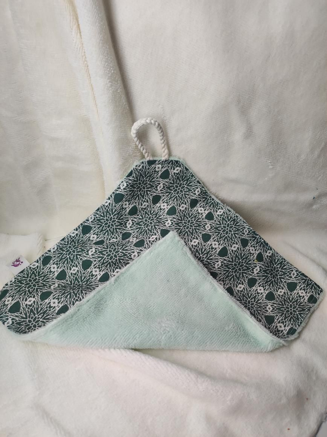 Ensemble visage et douche vert eau rosace psychédélique