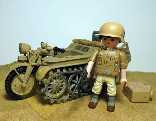 Sd.Kfz.2 Kettenkrad  Afrika Korps + soldado