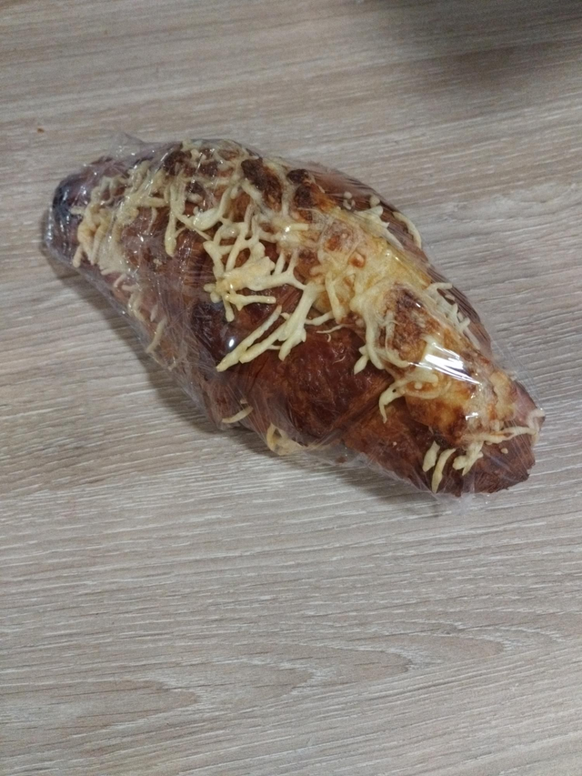 Croissant au jambon 