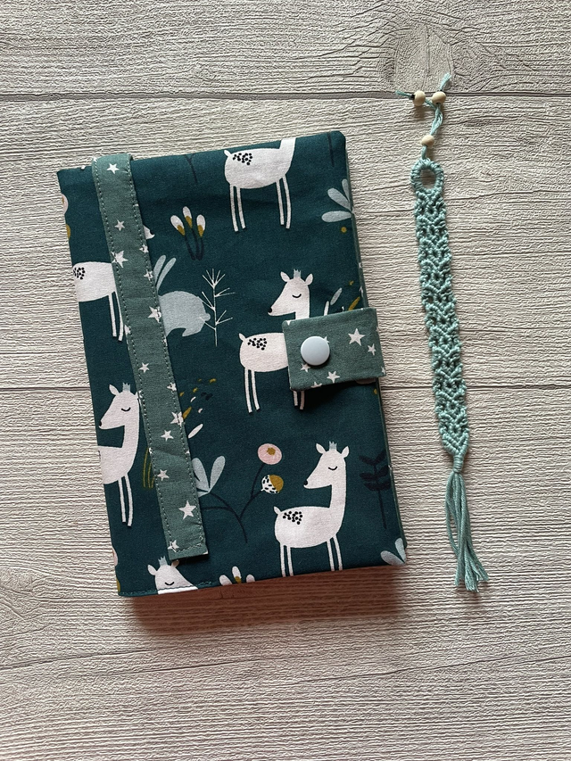 🌙Coffret Lecture "Secret de Lune" – Couvre-livre & Accessoires – Motif Biche et Livre enchanté