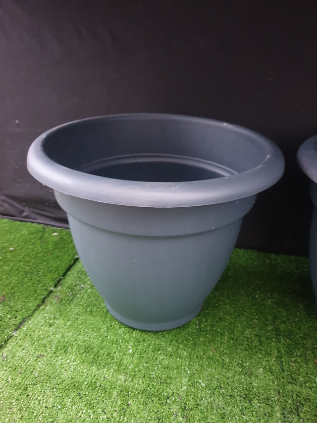 Hard Plastic Round Patio Planter - Dark Grey