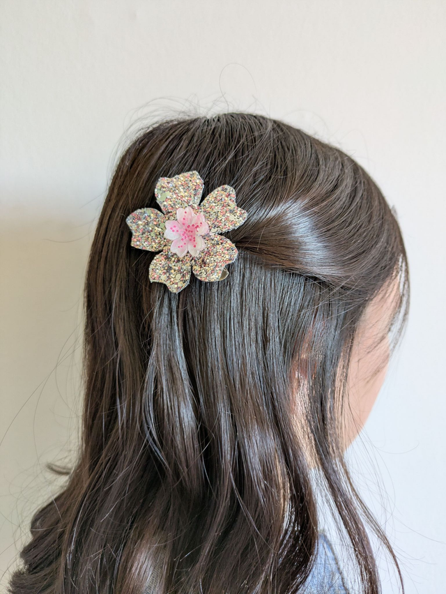 Barrette Sakura Pailletté