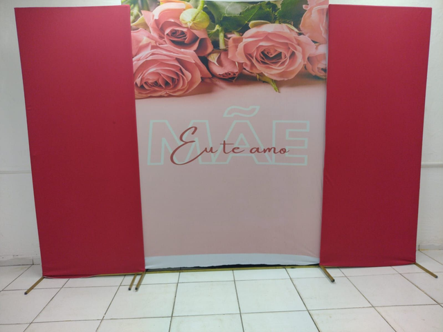 PAINEL MÃE FLORAL ROSA - LOCAÇÃO 