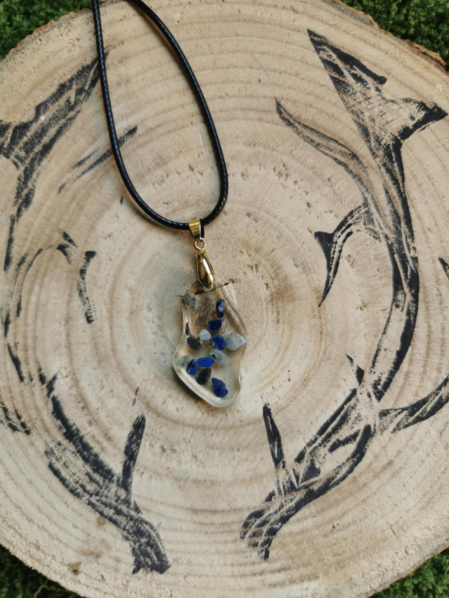 Forme avec Lapis Lazuli