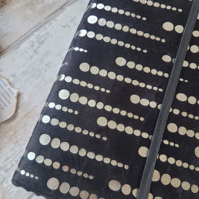 Protège livre slim amovible velours noir et argenté M