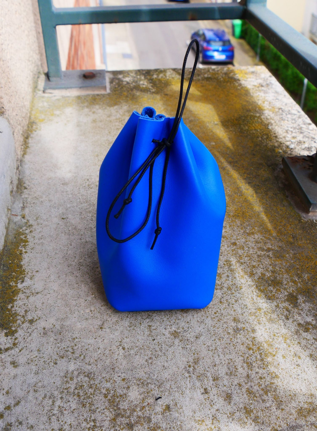 Bourse bleue simple 
