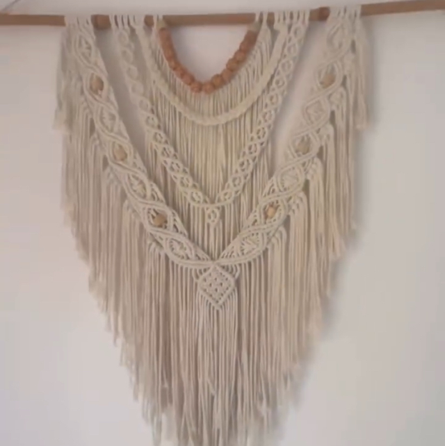 Macramé mural