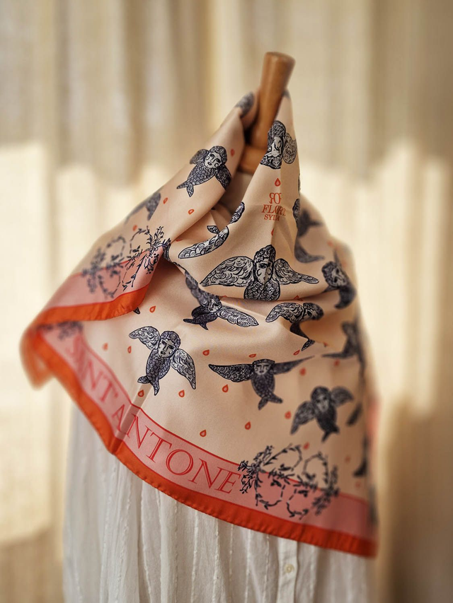 CARRÉ SANT&#039;ANTONE ROSE POUDRÉ 90