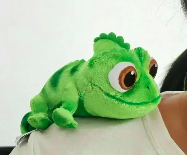Disney Rapunzel knuffel Pascal (15cm)