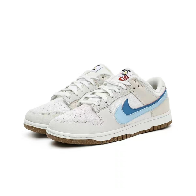 Nike Dunk (Vendu sans la boîte )