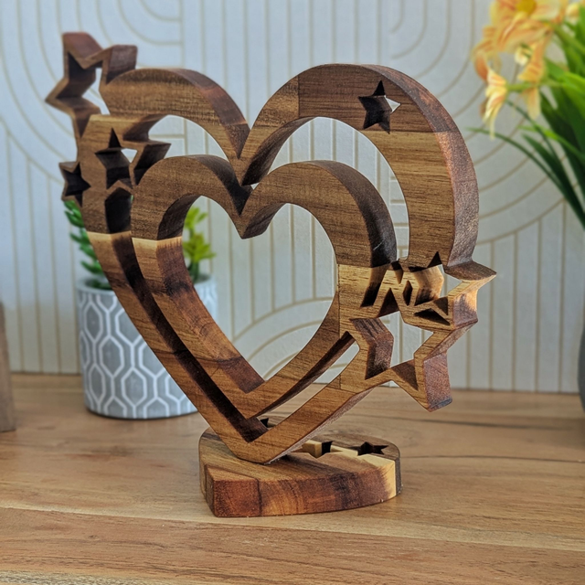 Coeurs étoiles en acacia