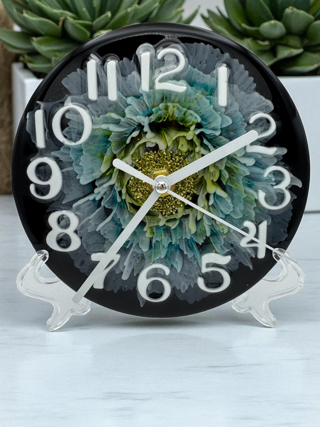 Small Resin Black Clock with 3D Bloom