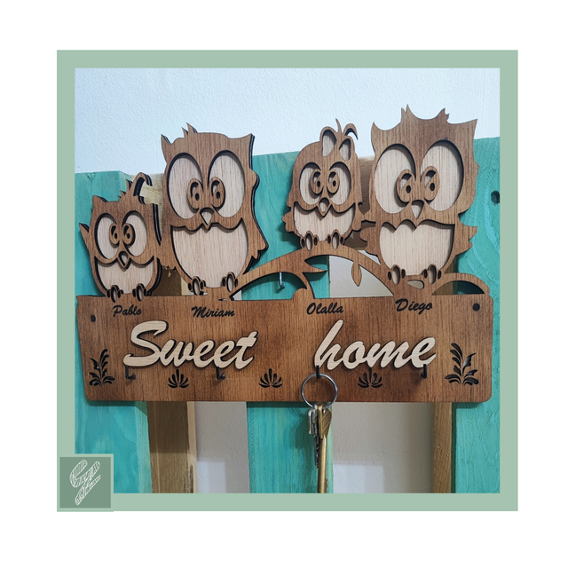 Cuelga llaves de madera personalizado con búhos – "Sweet Home"