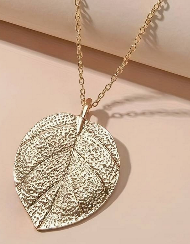 Collier ανθίζω (anthiso-floraison)