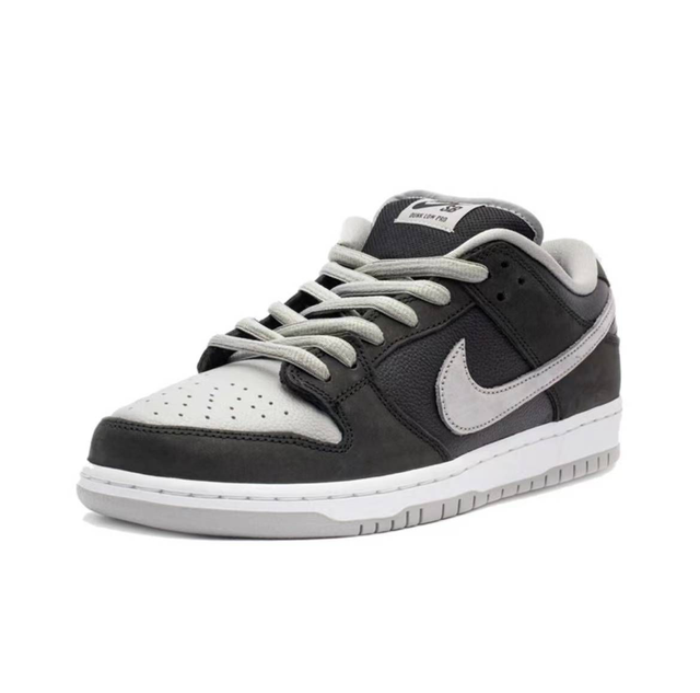 Nike Dunk (Vendu sans la boîte )