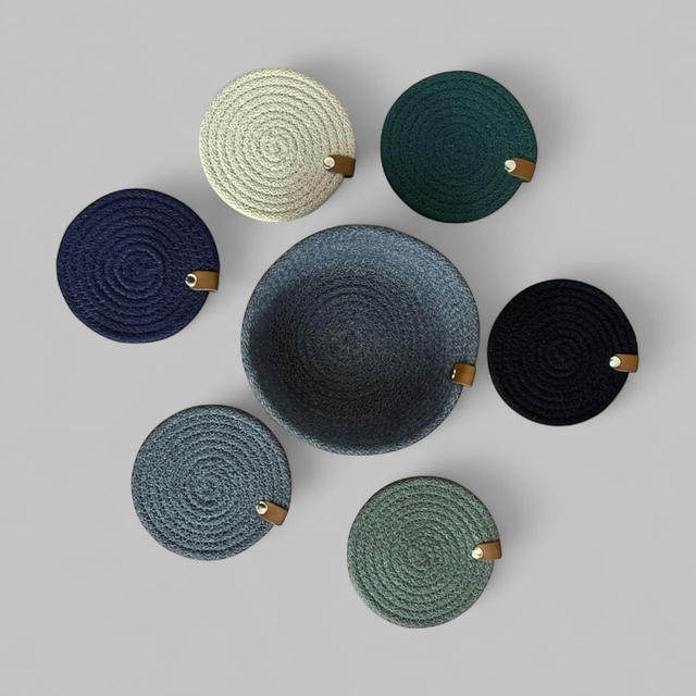 Assortiment de 6 dessous de verre et leur panier