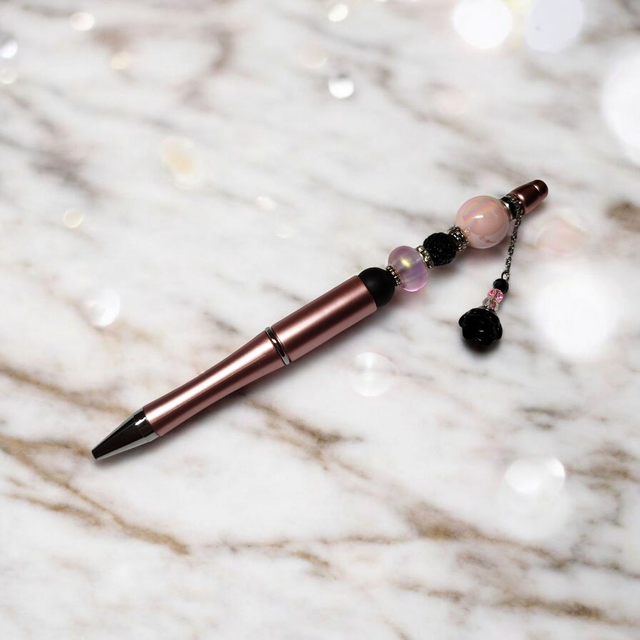 Stylo perles rose noir 