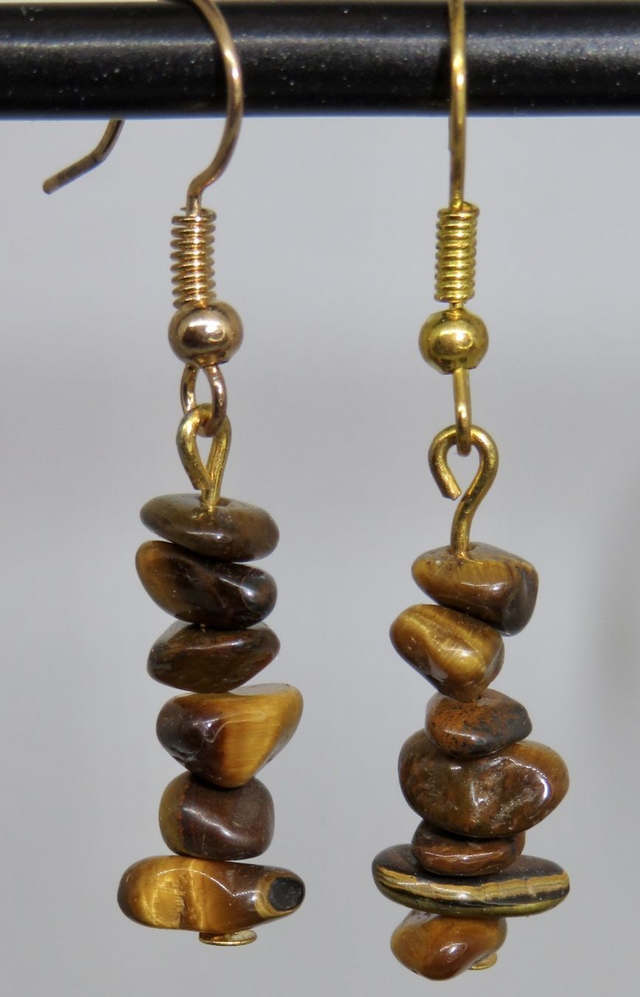 Boucle d'oreille pendante en Œil de tigre