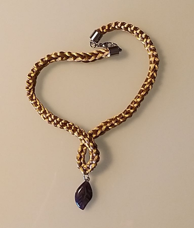 Szatén nyaklánc Ametiszt medállal