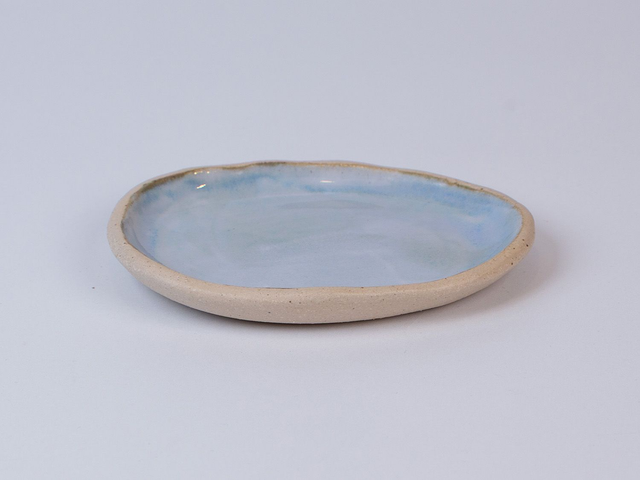 Berry Large Saucer / Cream Clay / Sula