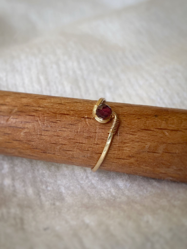 Bague Mila en Grenat