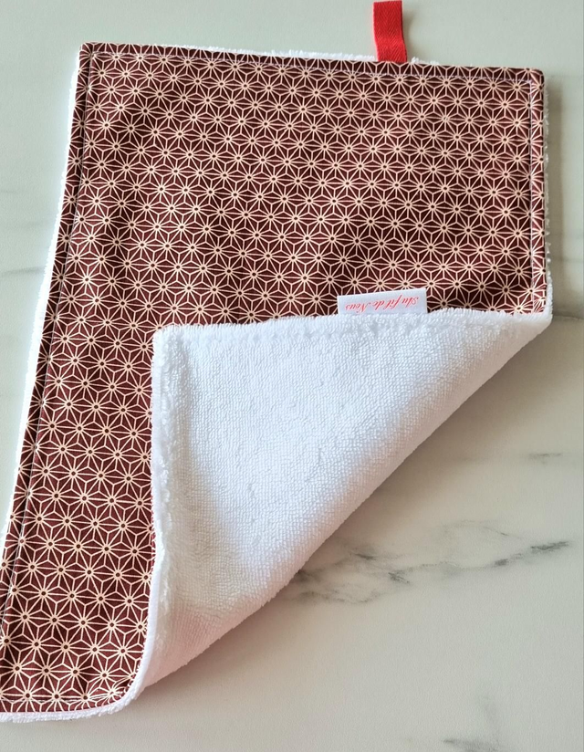 Serviette à mains à suspendre