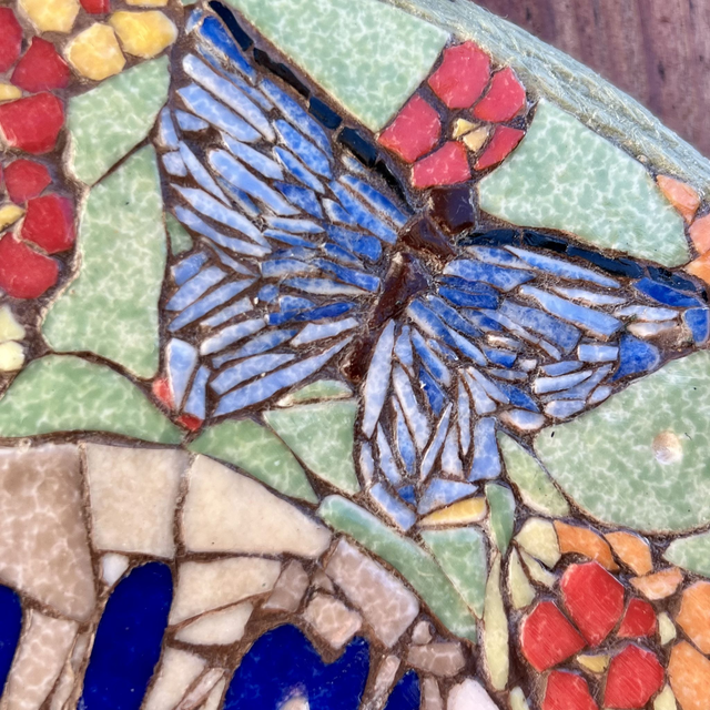 Mosaïque murale « villa capucine »