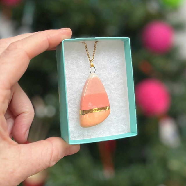 Coral gradient, drop-stone necklace with precious metal detail