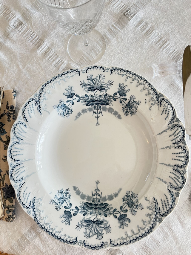 REGENCE - Suite de 6 assiettes creuses modèle Régence signées St Amand & Hamage Nord - Terre de Fer