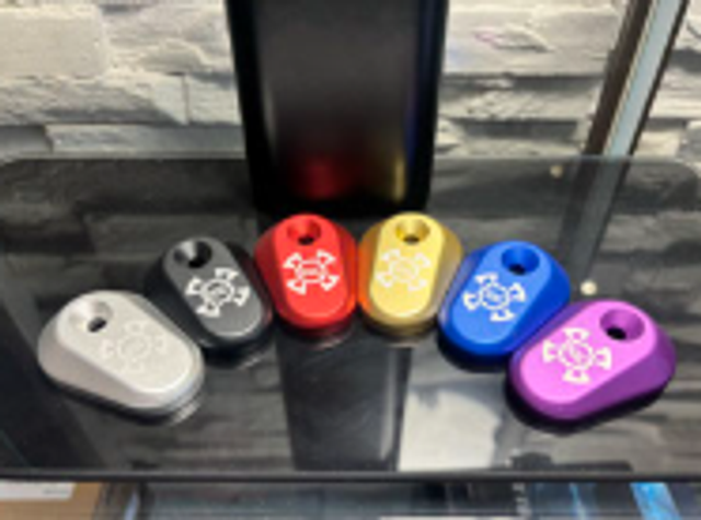 MAC End Cap - Red